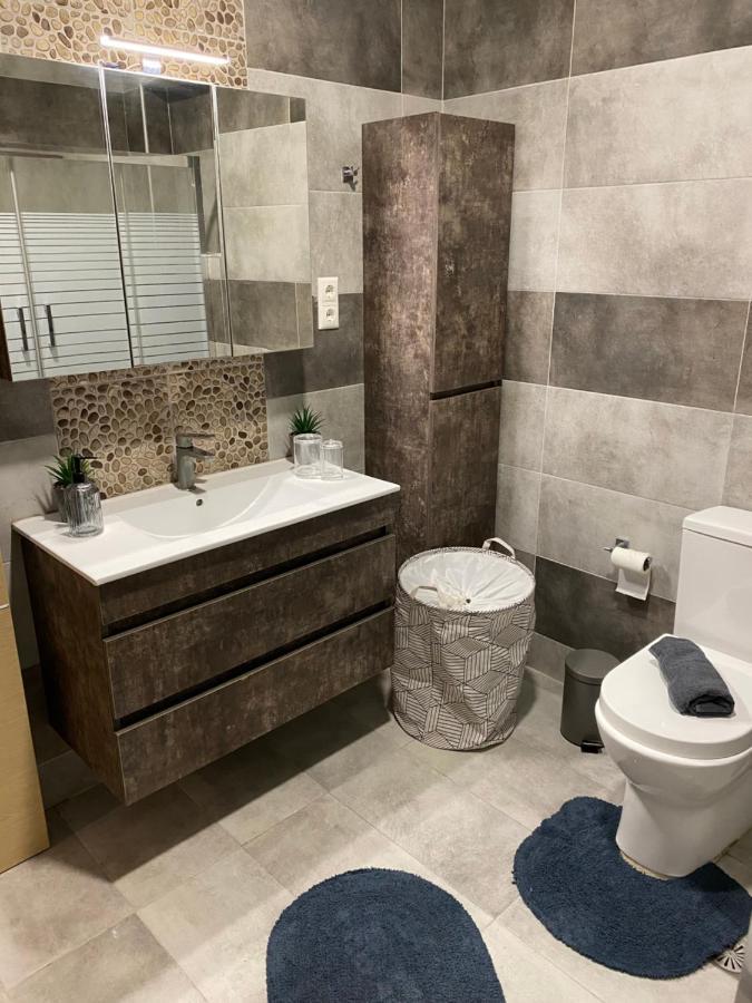 Olive Hill Apartment Karpofora المظهر الخارجي الصورة