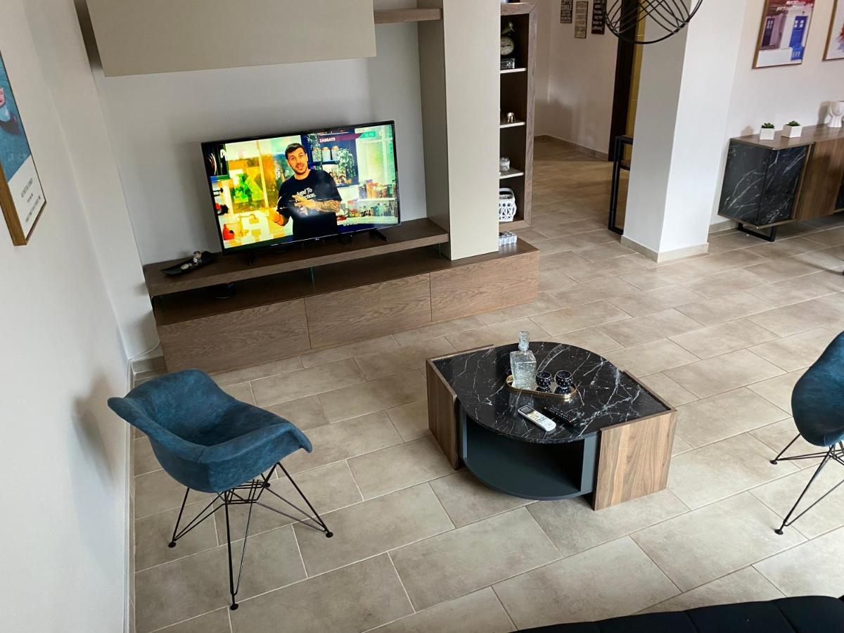 Olive Hill Apartment Karpofora المظهر الخارجي الصورة
